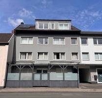Clever investieren! Attraktives Mehrfamilienhaus in Bergisch Gladbach - Refrath