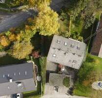 Doppelhaushälfte mit Potenzial: Drei eigenständige Wohnungen unter einem Dach - Rimsting