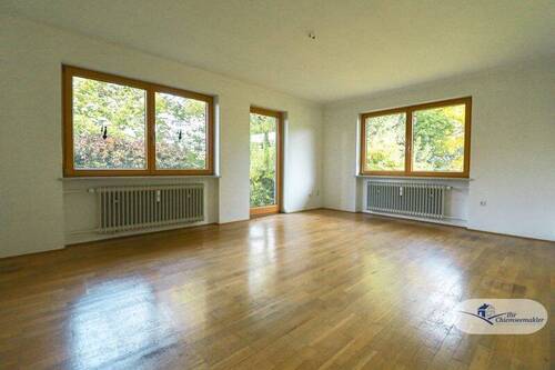 Wohnzimmer - Doppelhaushälfte mit 215,00 m² in Rimsting zum Kaufen