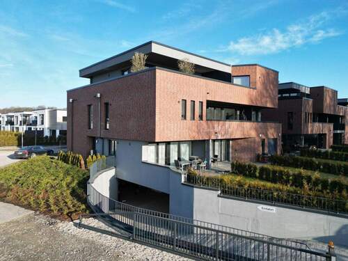 Hausansicht - ***Exklusive 4-Zimmer-Eigentumswohnung mit Staffelgeschoss, Dachterrasse und Balkon in ruhiger Lage von Delbrück***