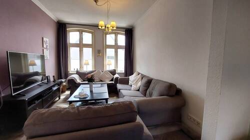 Wohnzimmer - 6 Zimmer Einfamilienhaus in Heide