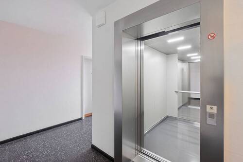 Aufzug (2021 erneuert) - 