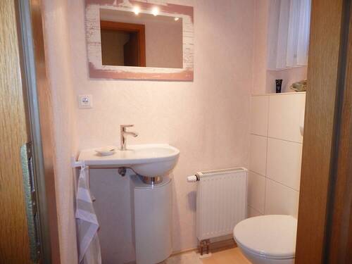 Gäste Wc - 4 Zimmer Reihenmittelhaus in Langenfeld