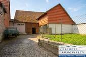 Hof und Nebengelass - 