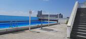 Schwimmbad mit Sonnenterrasse - 