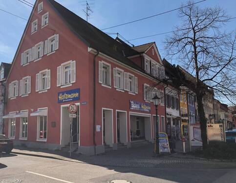 Objektansicht - 4 Zimmer-Wohnung im Zentrum - 1.200,00 EUR Kaltmiete, ca.  120,70 m² Wohnfläche