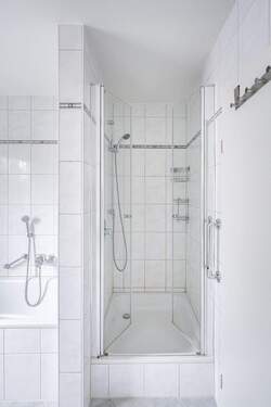 Badezimmer Dachgeschoss - 