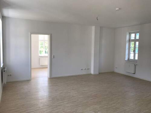 Wohnzimmer, Bild 2 - 