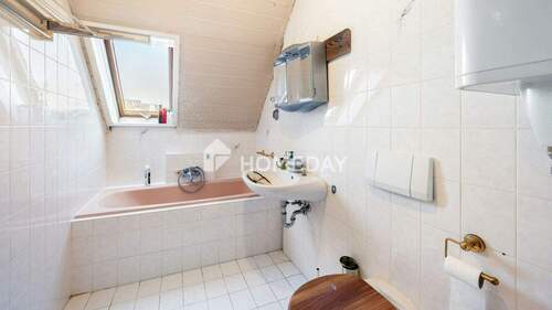 1. OG Badezimmer 1 - 