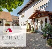 Zwei Wohnhäuser auf einem Grundstück in Kitzingen - vielseitig nutzbar, modern ausgestattet und mit viel Potential