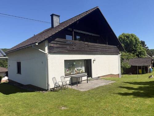 Gartenansicht - Einfamilienhaus mit 200,00 m&sup2; in Limbach zum Kaufen
