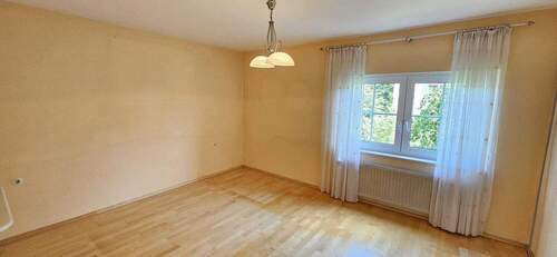Wohnung Erdgeschoss 2 - 