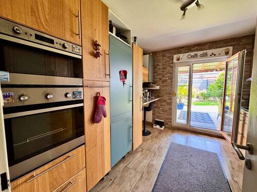 EG Küche mit Terrassenzugang - 