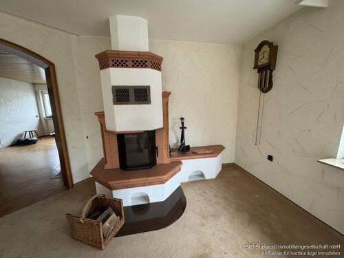 OG Wohnzimmer Kamin - 8 Zimmer Einfamilienhaus in Remchingen
