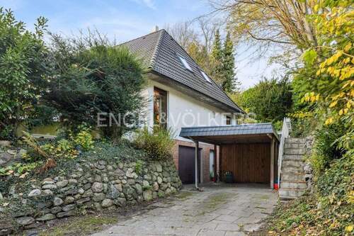 Carport und Garage - 