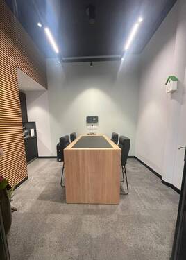 hinterer Raum mit offner Pantry - Büro mit 43,00 m&sup2; in Rahlstedt zur Miete