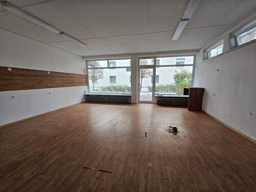 Ladenfläche - 1 Zimmer Gewerbeobjekt (Büro, Produktion, Verkauf) zum Kaufen in Waldkraiburg