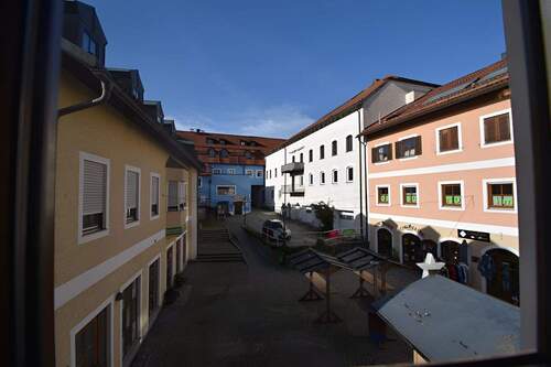 Ausblick.jpeg - **** Wunderschöne 2-Zimmer-Wohnung mit EBK im beliebten Baronhof ****