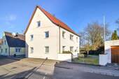 Außenansicht - AIGNER - Sanierungsbedürftiges Zweifamilienhaus mit Ausbaupotenzial in Wasserburg