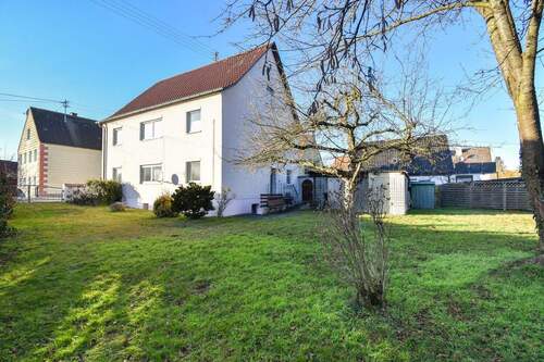 Garten - 6 Zimmer Mehrfamilienhaus, Wohnhaus zum Kaufen in Günzburg