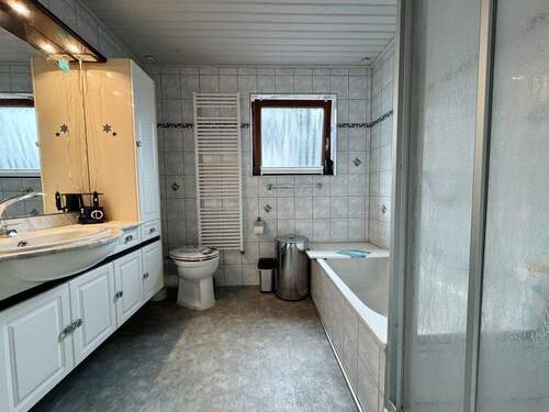 Badezimmer Erdgeschoss - 