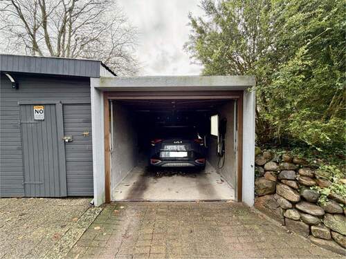 Garage - 