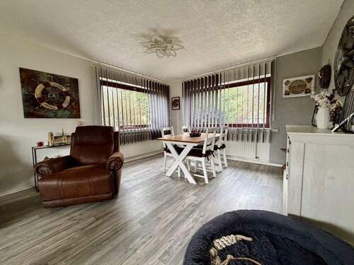 Wohn-/Esszimmer Erdgeschoss - 6 Zimmer Einfamilienhaus in Nordhastedt