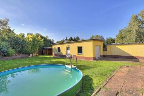 Garage Gartenansicht - 