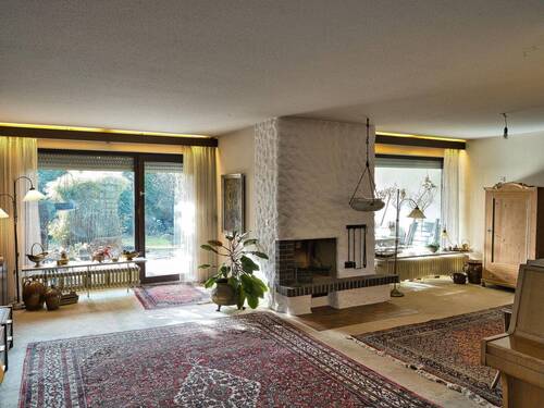 Großzügiger Wohnbereich mit Kamin - Doppelhaushälfte mit 150,00 m&sup2; in Mauerstetten zum Kaufen