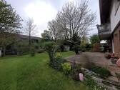 Blick von links in den Garten - 
