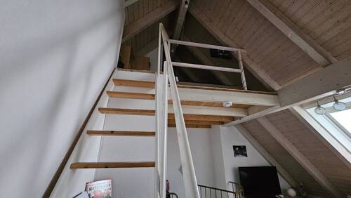 Treppe zu Schlafplatz - 