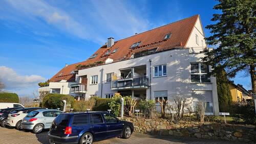 Hausansicht - 2 Zimmer Terrassenwohnung in Hartmannsdorf