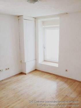 Wohnzimmer - Etagenwohnung mit 44,00 m² in Pfinztal / Kleinsteinbach zur Miete