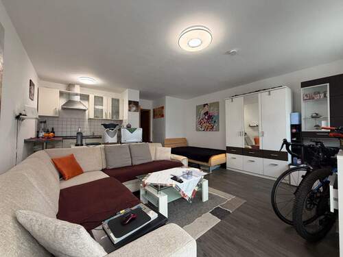 Wohnraum - 1 Zimmer Etagenwohnung in Waldkraiburg