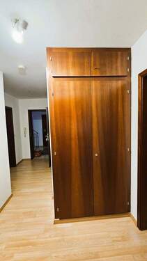 Garderobenschrank - 