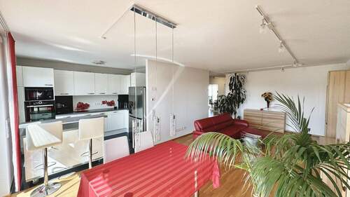 Wohnküche - Etagenwohnung mit 100,00 m&sup2; in Frankfurt am Main zum Kaufen