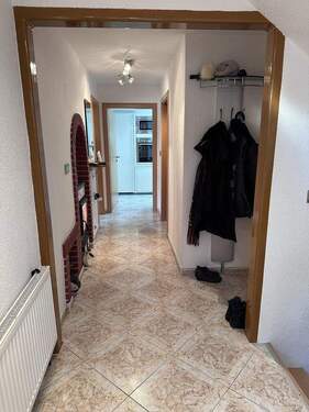 Flur EG - 5 Zimmer Doppelhaushälfte zum Kaufen in Aalen Unterkochen