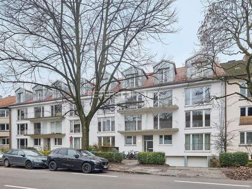 Straßenansicht - 3 Zimmer Etagenwohnung zum Kaufen in Hamburg