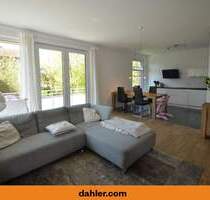 Wunschlos glücklich! Neuwertige 3-Zimmer-Wohnung mit Einbauküche und Fahrstuhl - Hamburg / Poppenbüttel