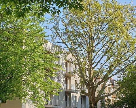 Hausansicht - 3 Zimmer Etagenwohnung zur Miete in Berlin