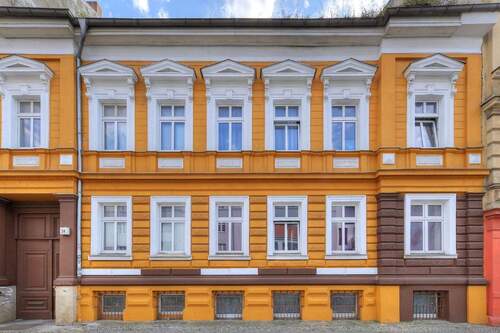 Hausansicht - 1 Zimmer Mehrfamilienhaus, Wohnhaus zum Kaufen in Berlin