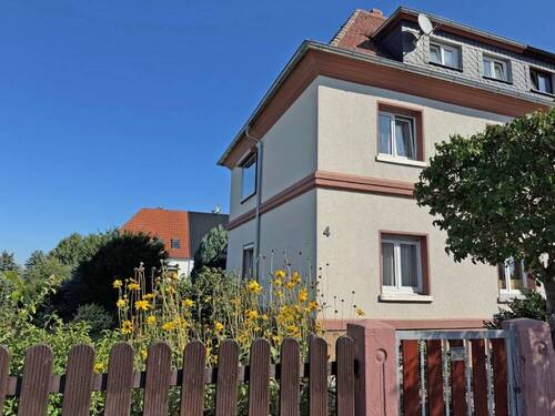 Bild 1 - Sofort frei: ein zeitlos schönes Haus mit Charakter und Gartenidyll