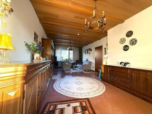 Wohnzimmer 2 - 6 Zimmer Reihenendhaus in Monheim