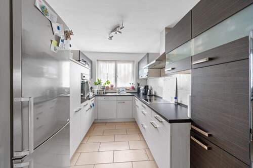 Küche - Etagenwohnung mit 128,00 m&sup2; in Langenfeld zum Kaufen