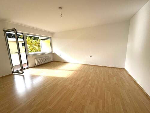 Wohnzimmer - 2 Zimmer Etagenwohnung in Schlangenbad