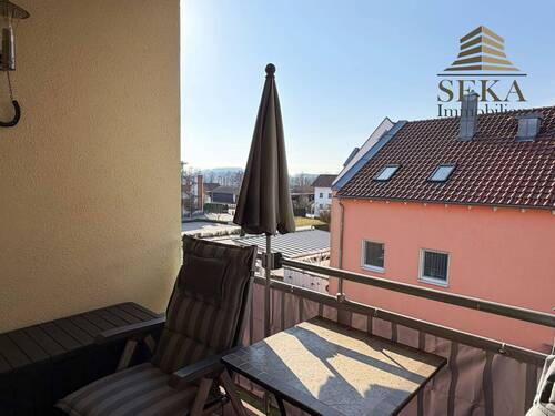 Loggia - Etagenwohnung mit 65,80 m&sup2; in Deggendorf zum Kaufen