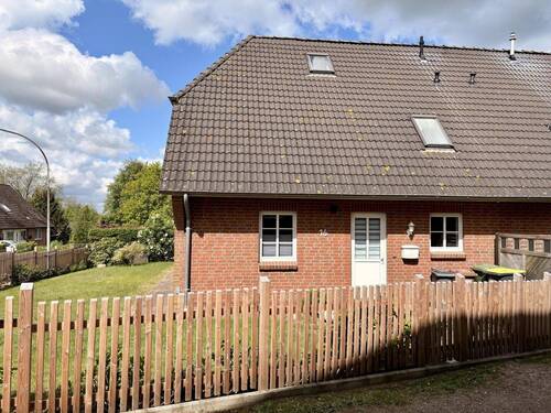 Außenansicht - 4 Zimmer Doppelhaushälfte zum Kaufen in Bredstedt