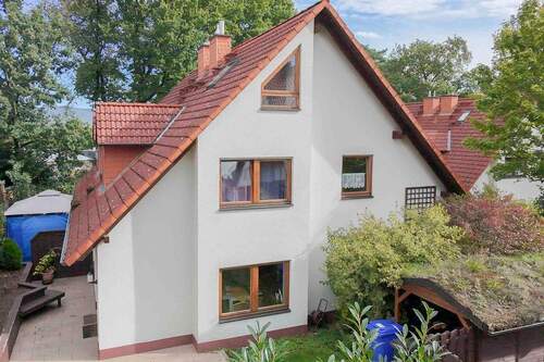 Außenansicht mit beiden Terrassen - 