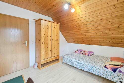 Schlafzimmer III Bild II - 