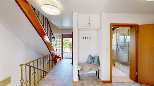 EG_Flur mit Eingangsbereich - 